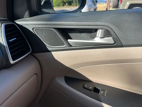 Used 2019 Hyundai Tucson Sport w/ Cargo Package FWD image 43