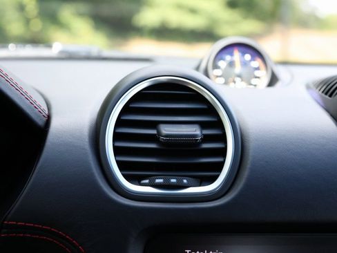 Used 2023 Porsche 718 Cayman GT4 RS image 22