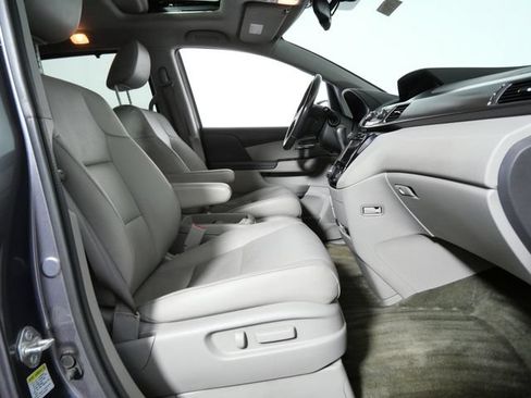 Used 2014 Honda Odyssey EX-L image 9