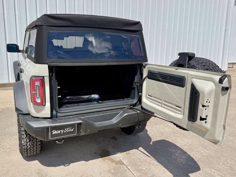 New 2026 Ford Bronco Badlands AWD/4WD image 16