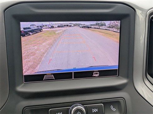 Certified 2023 Chevrolet Silverado 1500 Custom image 19