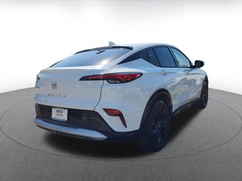 Used 2025 Buick Envista Sport Touring image 5