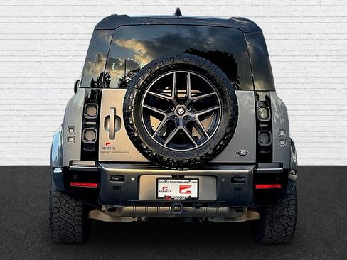 Used 2020 Land Rover Defender 110 X AWD/4WD image 5