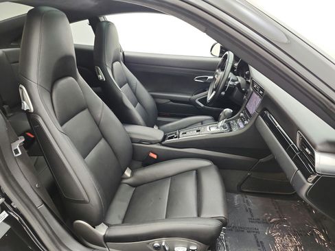 Used 2019 Porsche 911 Carrera 4S AWD/4WD image 19