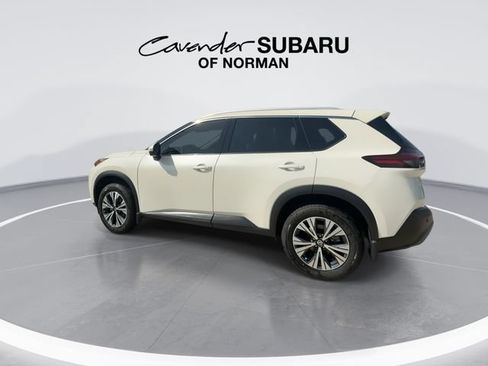 Used 2021 Nissan Rogue SV w/ Premium Package FWD image 6