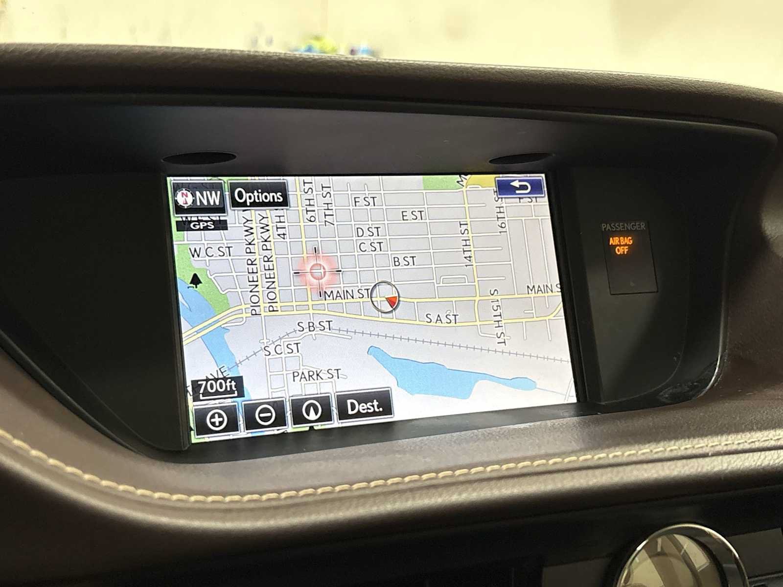 Used 2016 Lexus ES 300h w/ Luxury Package w/Wood Trim FWD image 20