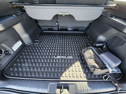 Used 2025 Lexus GX 550 image 41