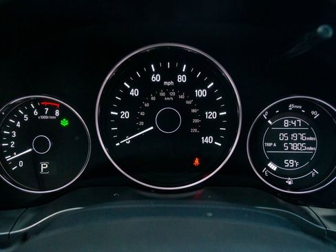 Used 2021 Honda HR-V Sport image 3