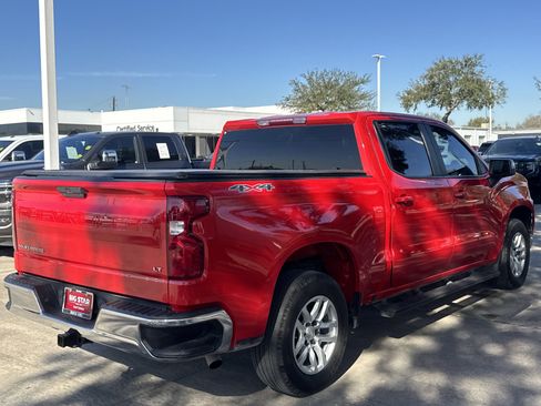 Used 2022 Chevrolet Silverado 1500 LT image 11