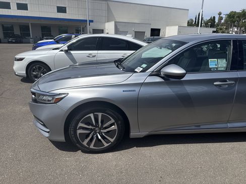 Certified 2020 Honda Accord EX image 2