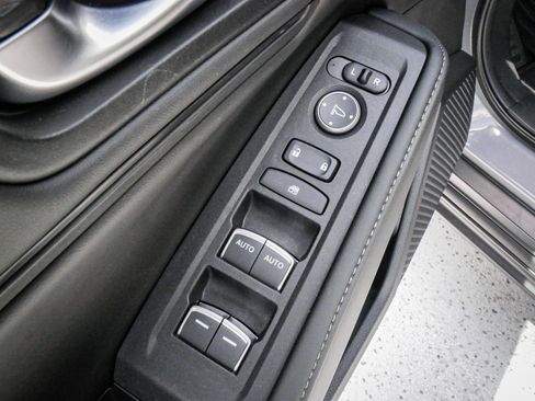 Used 2024 Honda Accord Sport image 15