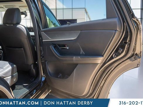 Used 2025 MAZDA CX-90 3.3 Turbo w/ Preferred Package AWD/4WD image 26