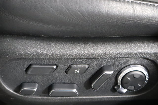 Used 2023 Genesis GV60 Performance AWD/4WD image 23