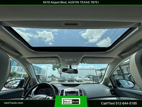 Used 2013 Toyota Venza XLE w/ XLE Premium Pkg AWD/4WD image 26