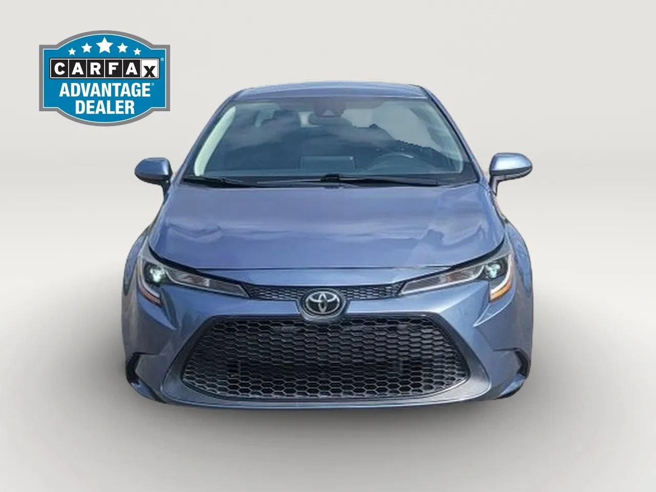 Used 2021 Toyota Corolla LE FWD image 2
