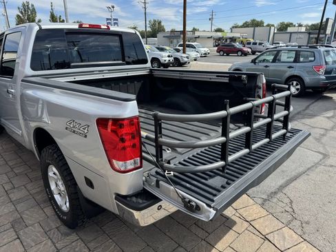 Used 2007 Nissan Titan SE AWD/4WD image 17