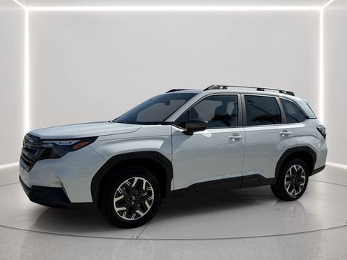 Used 2026 Subaru Forester Premium AWD/4WD image 1