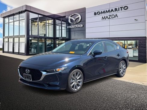 Used 2024 MAZDA MAZDA3 s FWD image 1
