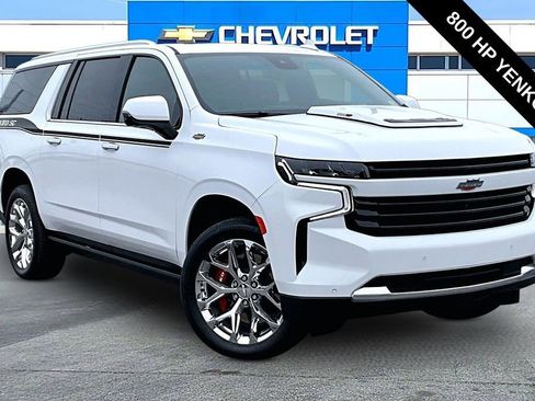 Used 2023 Chevrolet Suburban High Country AWD/4WD image 1