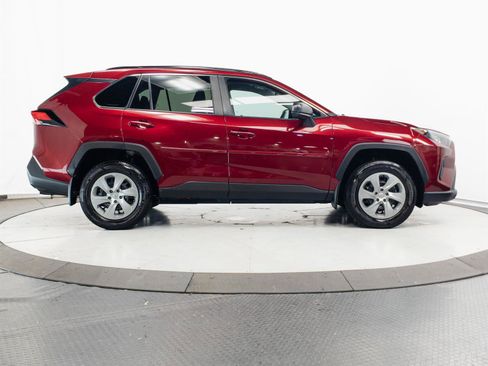 Used 2020 Toyota RAV4 LE w/ All Weather Liner Package AWD/4WD image 12
