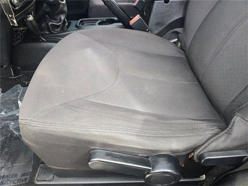 Used 2015 Jeep Wrangler Sport image 11