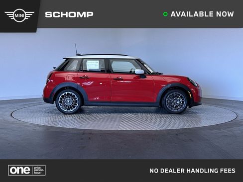 Used 2026 MINI Cooper 4-Door Hardtop FWD image 1