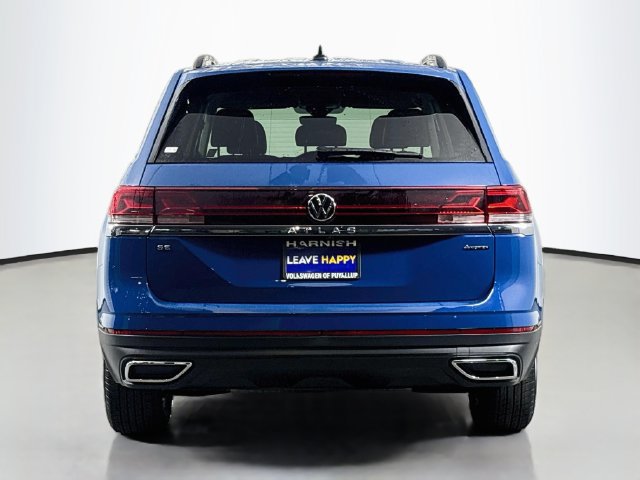 Certified 2025 Volkswagen Atlas SE AWD/4WD image 6