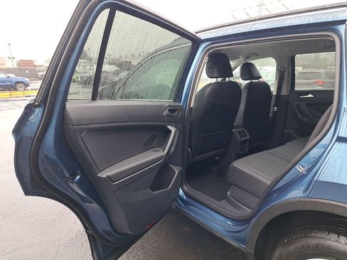 Used 2019 Volkswagen Tiguan SE image 23