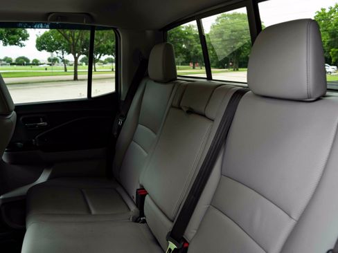 Used 2023 Honda Ridgeline RTL-E image 18