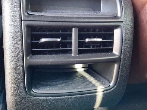 Certified 2023 Cadillac XT5 Premium Luxury w/ Technology Package image 18