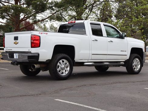 Used 2015 Chevrolet Silverado 2500 LTZ image 5