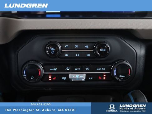 Used 2023 Ford Bronco Wildtrak image 22