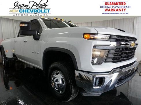 Used 2025 Chevrolet Silverado 3500 LT w/ Convenience Package image 1