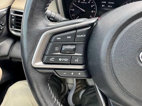 Used 2024 Subaru Outback Limited AWD/4WD image 33