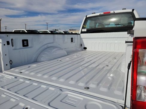 New 2026 Ford F350 XL w/ XL Off-Road Package AWD/4WD image 15