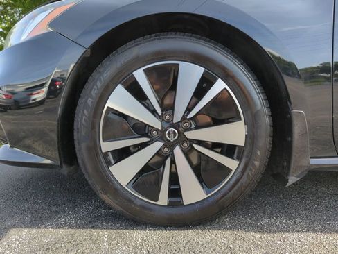 Used 2019 Nissan Altima 2.5 SV FWD image 23