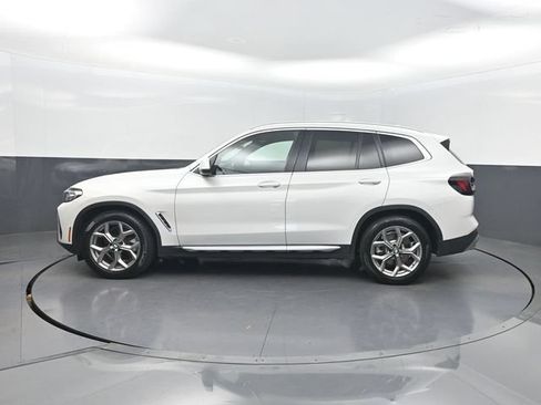 Used 2022 BMW X3 sDrive30i RWD image 3