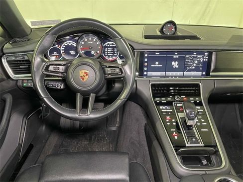 Used 2023 Porsche Panamera 4 Platinum Edition image 27