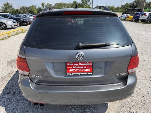 Used 2014 Volkswagen Jetta SE FWD image 4