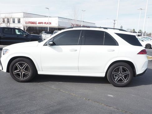 Used 2025 Mercedes-Benz GLE 350 4MATIC w/ AMG Line Exterior image 4