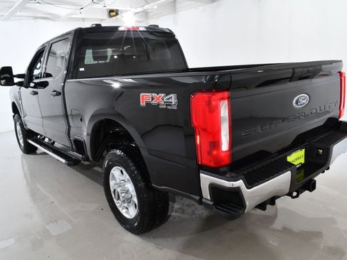 New 2026 Ford F350 XLT w/ FX4 Off-Road Package image 15