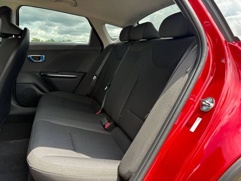 New 2026 Kia K4 FWD image 12