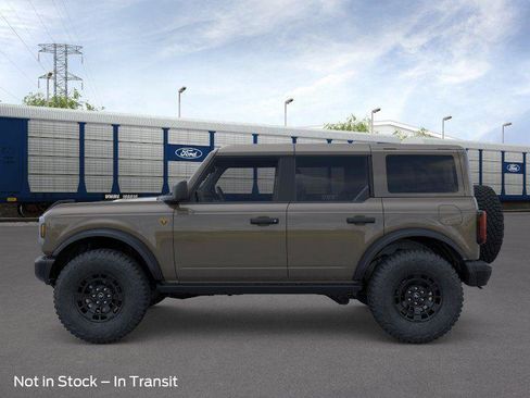 New 2026 Ford Bronco Badlands AWD/4WD image 3