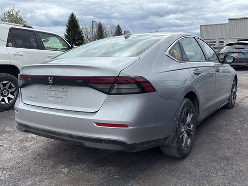 Used 2024 Honda Accord EX image 3
