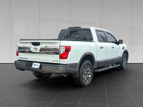 Used 2017 Nissan Titan Platinum Reserve image 5