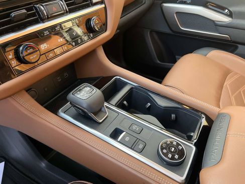 Certified 2023 Nissan Pathfinder Platinum w/ Lighting Package (N93) image 25