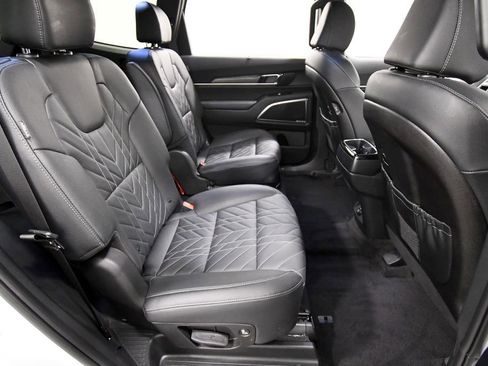 Used 2025 Kia Telluride SX X-Line AWD/4WD image 21