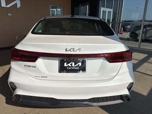 Certified 2024 Kia Forte LXS FWD image 12