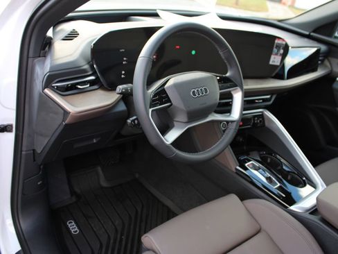 New 2025 Audi Q5 Premium Plus AWD/4WD image 43