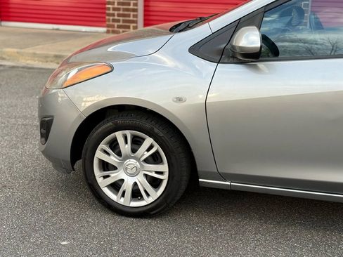 Used 2014 MAZDA MAZDA2 Sport image 11